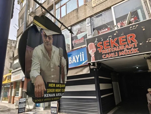 Adana'da korkunç cinayet! Atıldığı mekana geri dönüp solisti katletti!